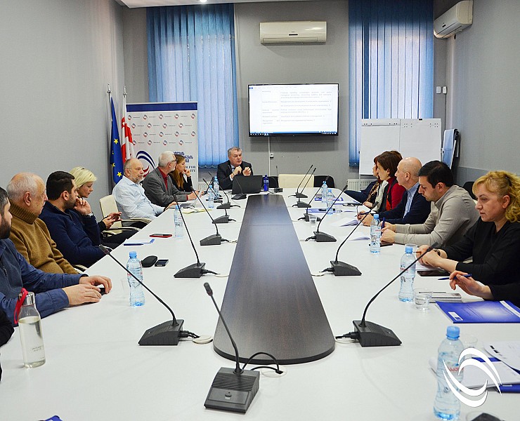 სამუშაო შეხვედრები მენეჯმენტის დარგობრივი მახასიათებლის შესამუშავებლად